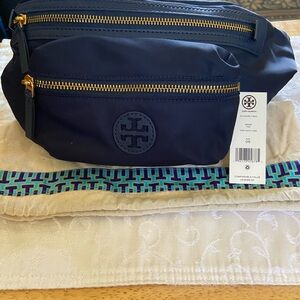 Tory Burch Navy Belt Bag with Gold Zipper Brand New with Dust Bag